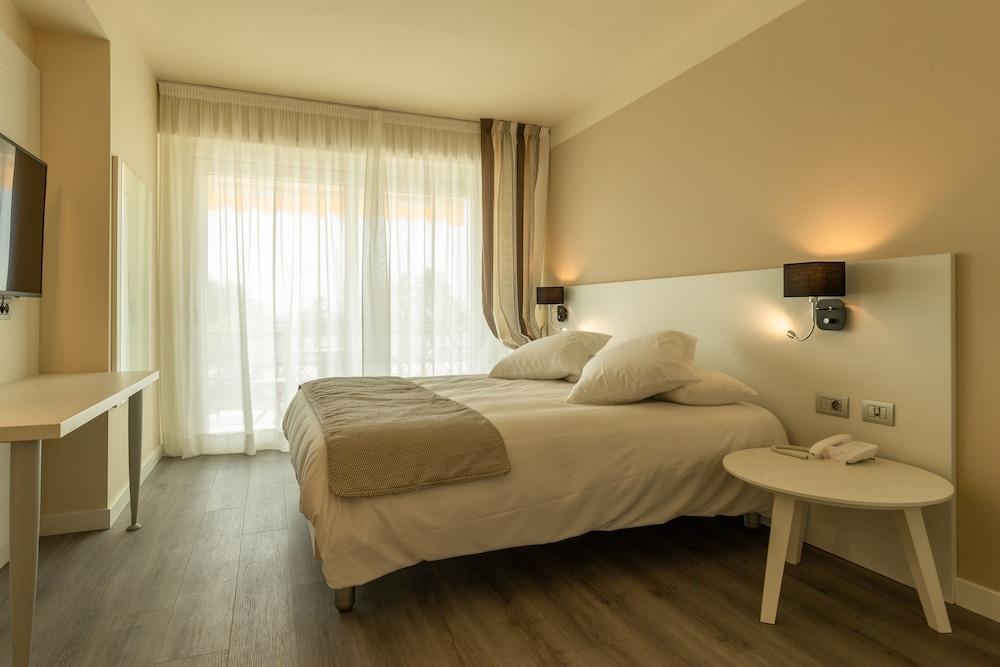 La Dolce Vita Hotel Menton Eksteriør billede