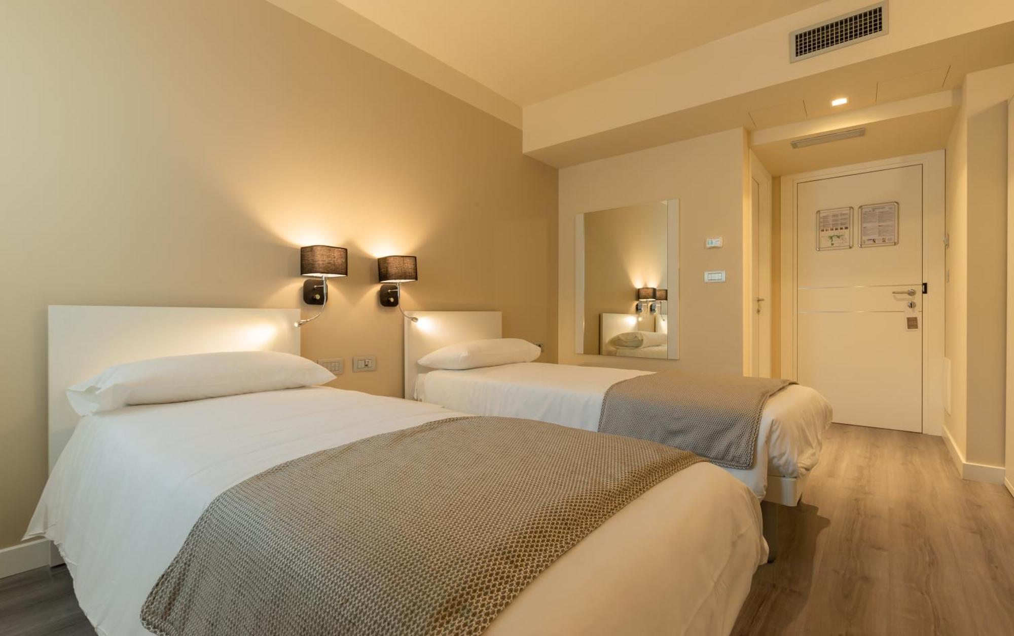 La Dolce Vita Hotel Menton Eksteriør billede