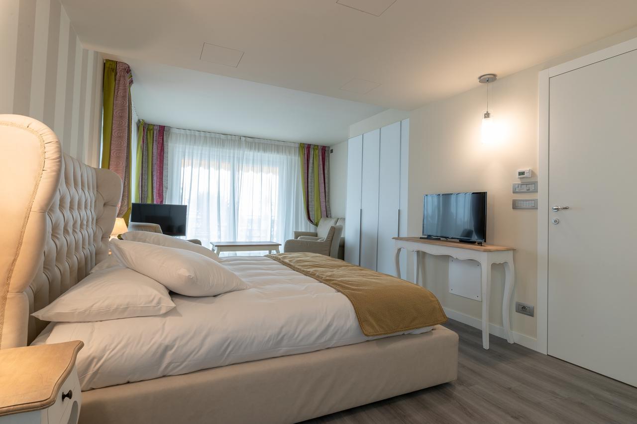 La Dolce Vita Hotel Menton Eksteriør billede